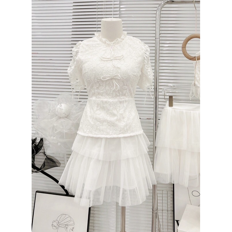 Set ren trắng chân vây lưới xoè