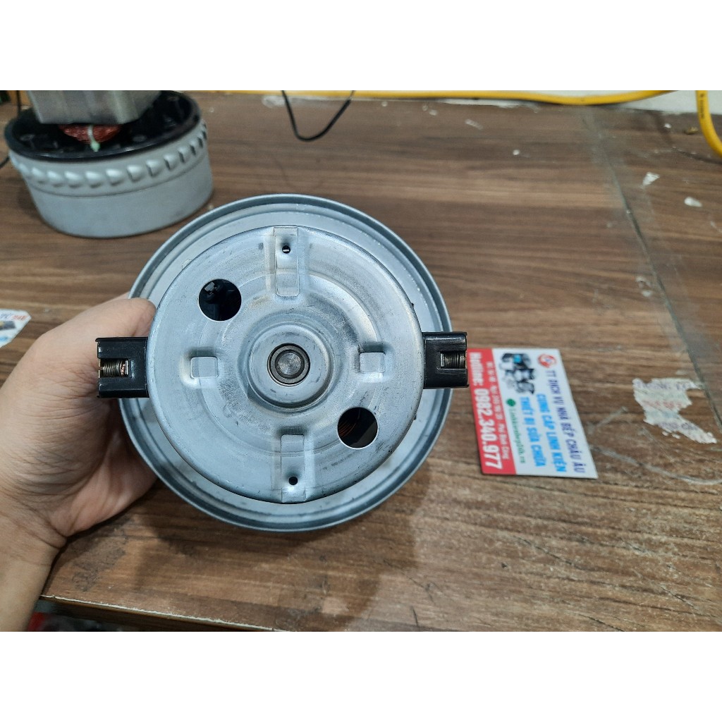 Động cơ hút bụi 2000W - đường kính 13.5cm