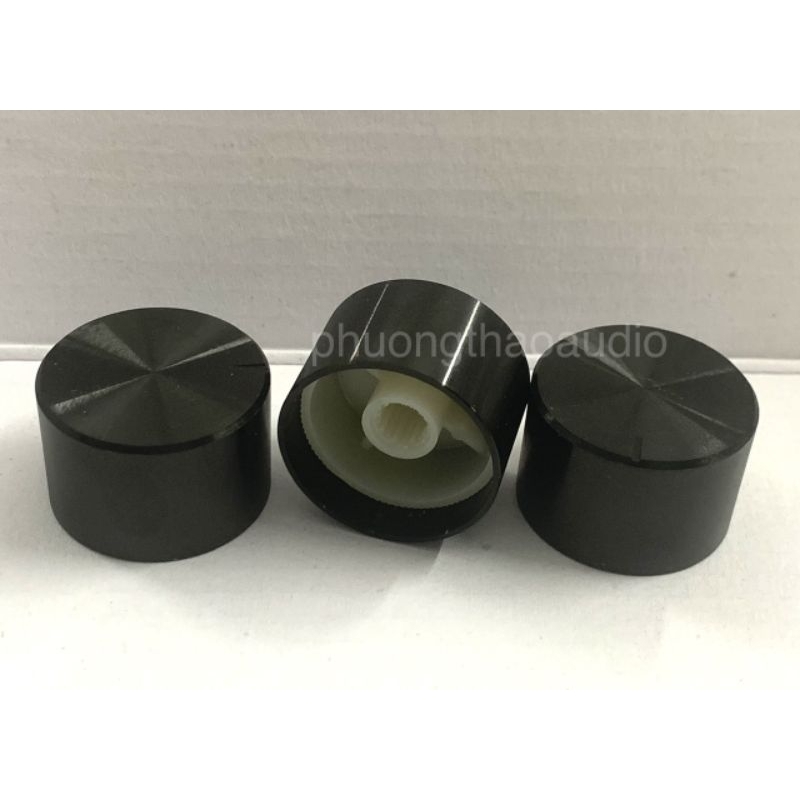 Núm vặn volume triết áp 26x17mm