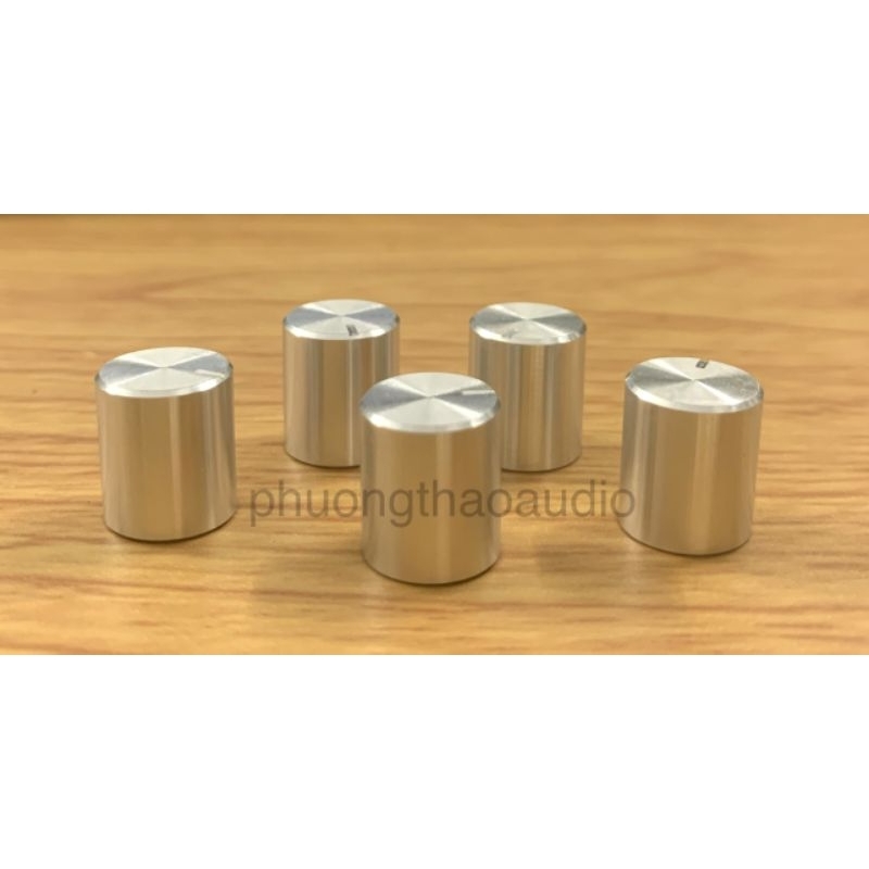 Núm vặn volume triết áp 11x13mm