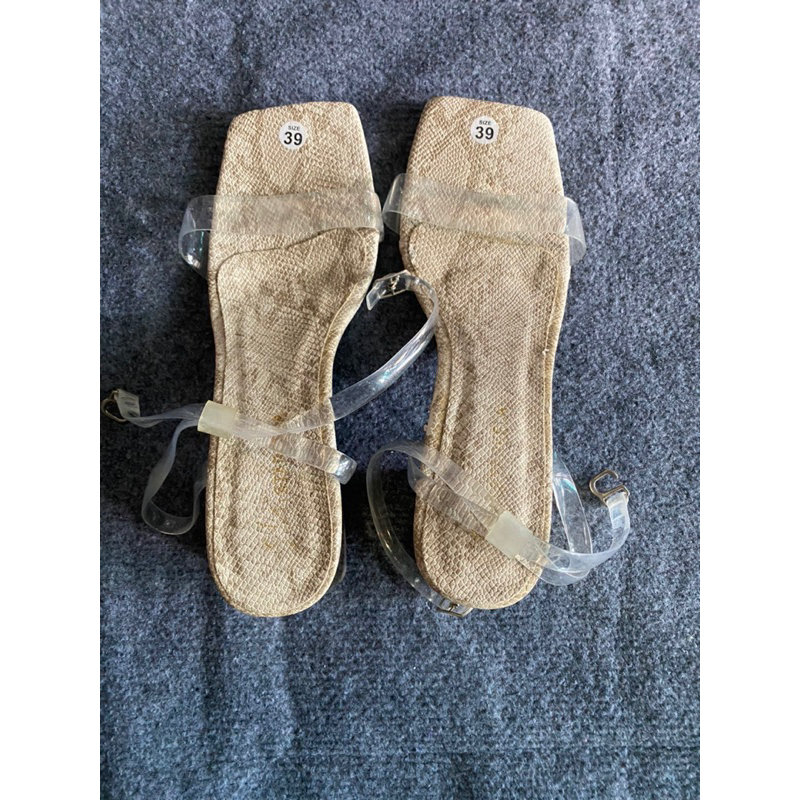 Giày cao 3 phân size 39