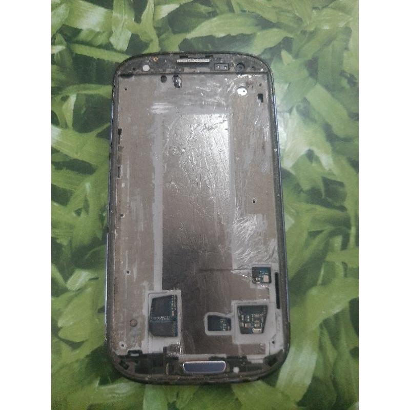 Xác Samsung galaxy S3 i-747 usa bể màn hình ,tặng pin main thấy có sửa chữa về kiểm tra lại
