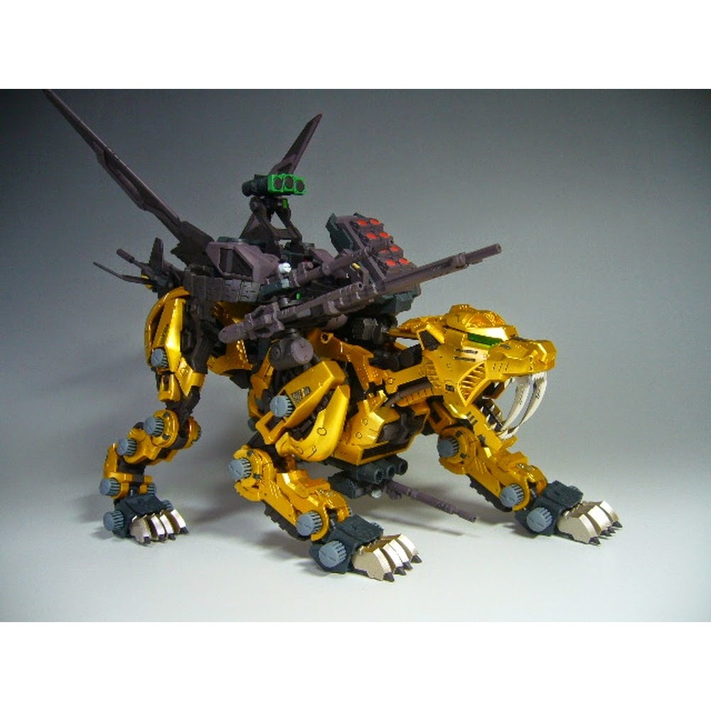 Mô hình lắp ráp 1/72 HMM Zoid Saber Tiger Gold