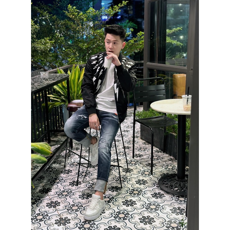 Áo khoác bomber thân áo in tia sét trắng lót gió 2 lớp dày dặn boy phố