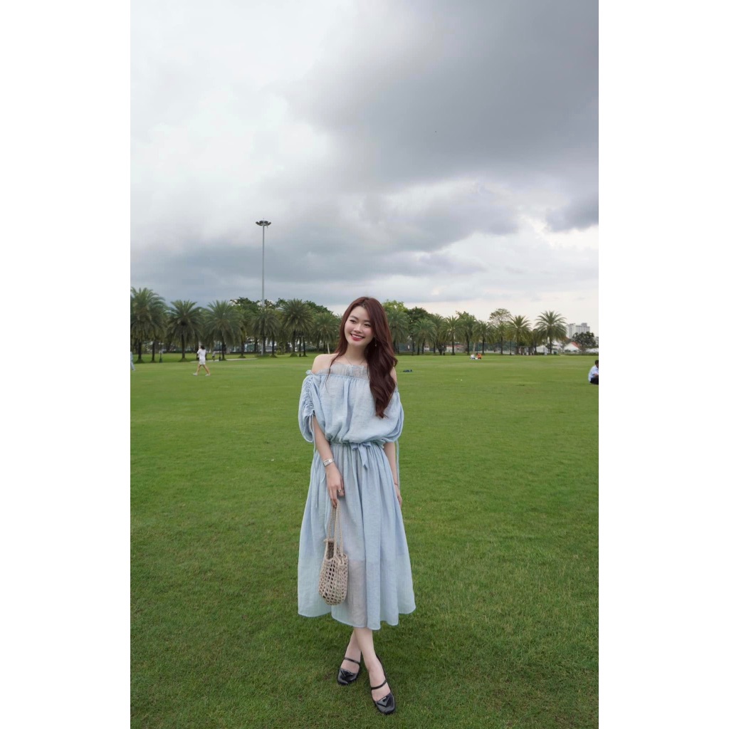 Đầm Nữ CLOUNDY DRESS Thiết Kế Trễ Vai Dịu Dàng Cao Cấp | TREASURE