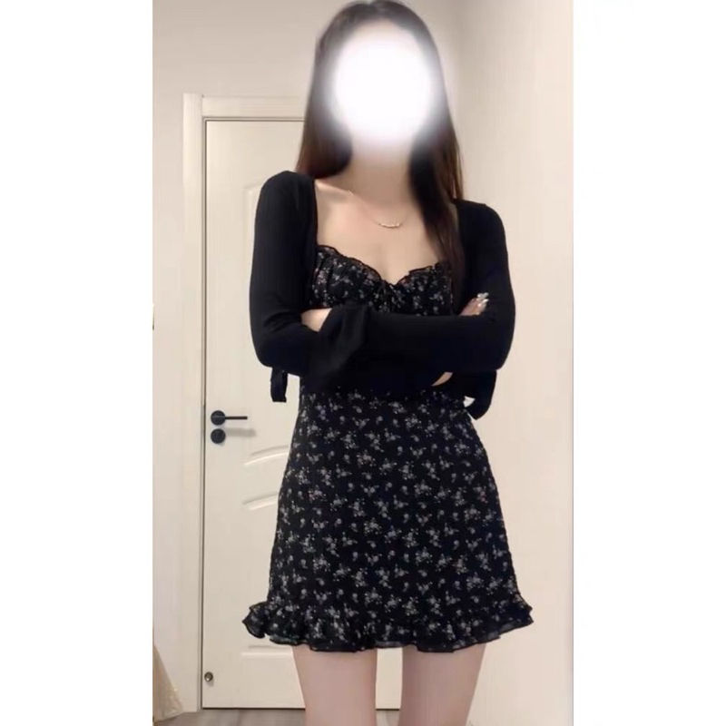 Baras Dress hoa nhí viền xòe