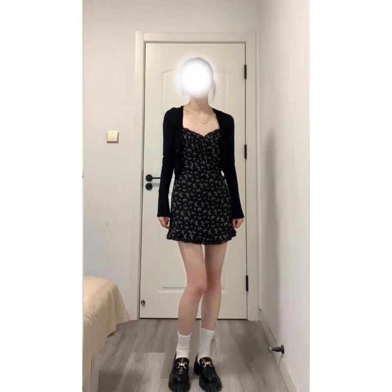 Baras Dress hoa nhí viền xòe