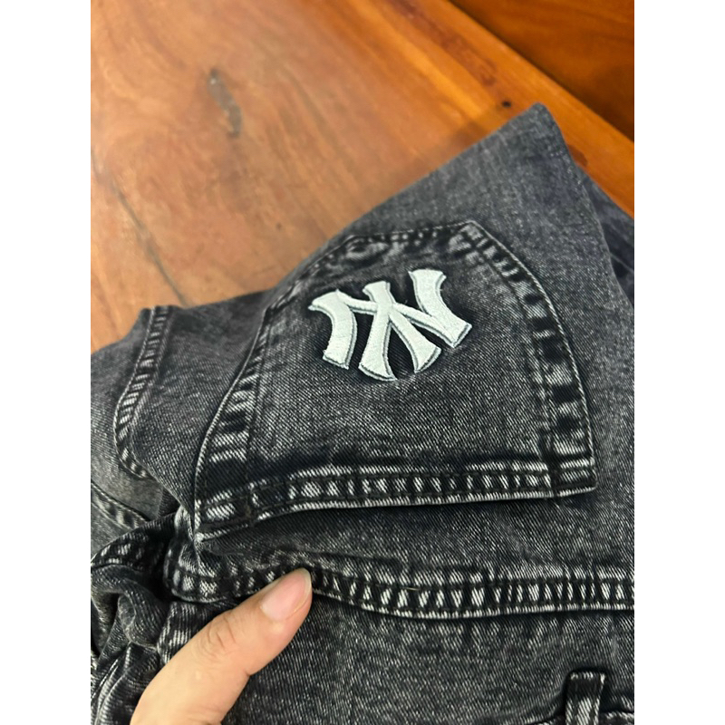 Quần jeans MLB thêu logo full quần hack chân màu siêu đẹp