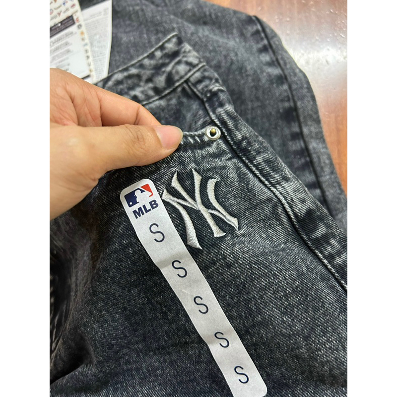 Quần jeans MLB thêu logo full quần hack chân màu siêu đẹp