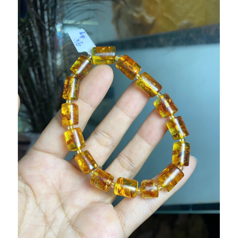 Vòng lu thống hổ phách amber