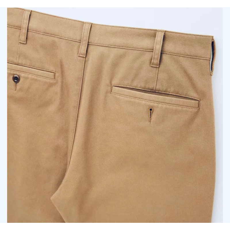 Quần dài Uniq kaki form slimfit chất vải mịn co giãn nhẹ