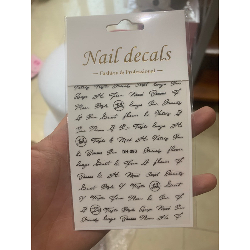 Sticker trang trí móng tay