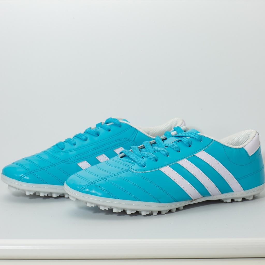 Giày Đá Bóng Wika 3 Sọc Da Nhăn Chính Hãng Đã Khâu Toàn Bộ Đế