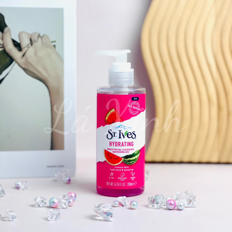 Sữa Rửa Mặt St.Ives Dạng Gel Dưỡng Da Căng Sáng Chiết Xuất Dưa Hấu/Trái Mơ/Tràm Trà 200ml