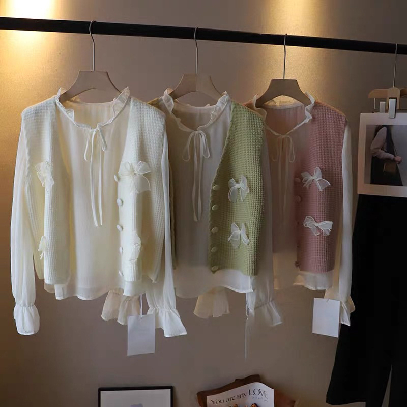 Set Áo Sơ Mi Voan Gân + áo Gile Lông Cừu Đính Nơ Cực Xinh