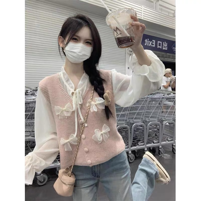 Set Áo Sơ Mi Voan Gân + áo Gile Lông Cừu Đính Nơ Cực Xinh