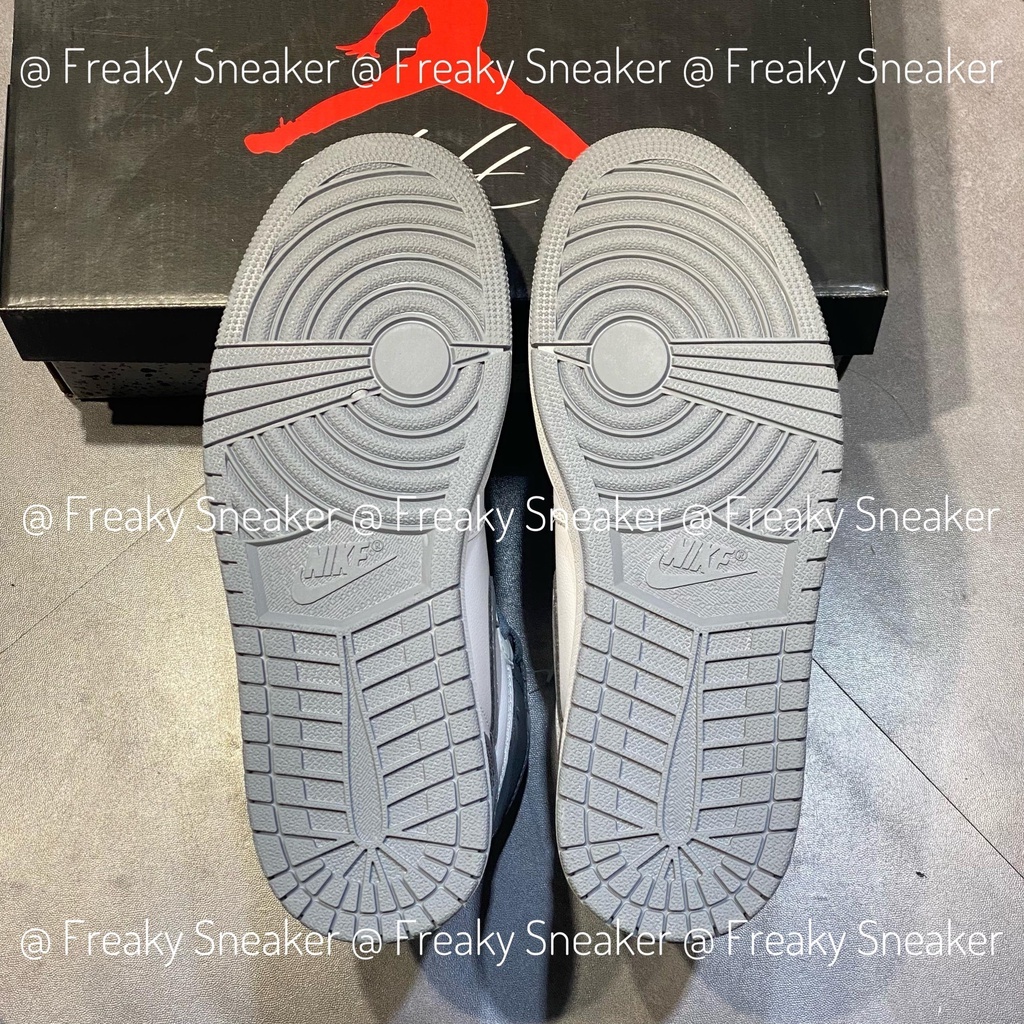 Giày thể thao JD1 Xám bạc, giày JD1 Retro High OG ‘Stealth’ 555088-037