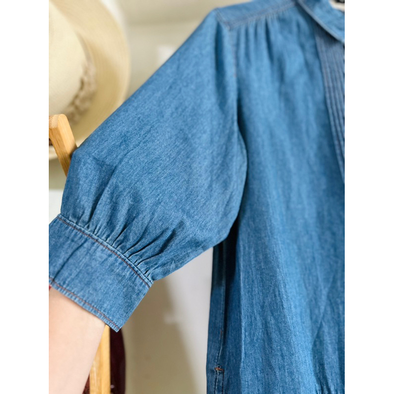 Đầm dây trễ vai denim
