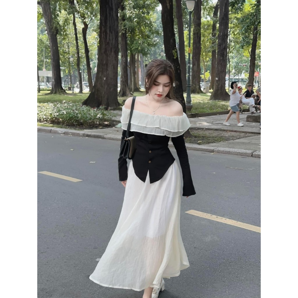 Set Bộ 2 Món: Áo Trễ Vai Dài Tay Phối Voan Đính Nút + Chân Váy Xòe Thời Trang Nữ Xinh Xắn, Nhẹ Nhàng