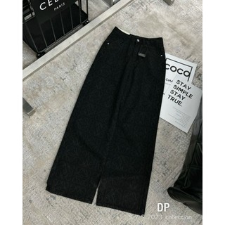 Quần jean xuông loewe. hàng quảng châu chuẩn đẹp