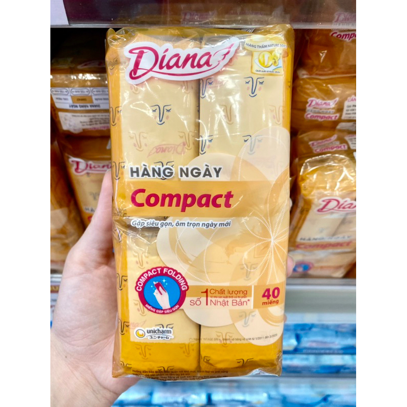 Băng Vệ Sinh Diana Sensi Hàng Ngày Compact gói 40 miếng