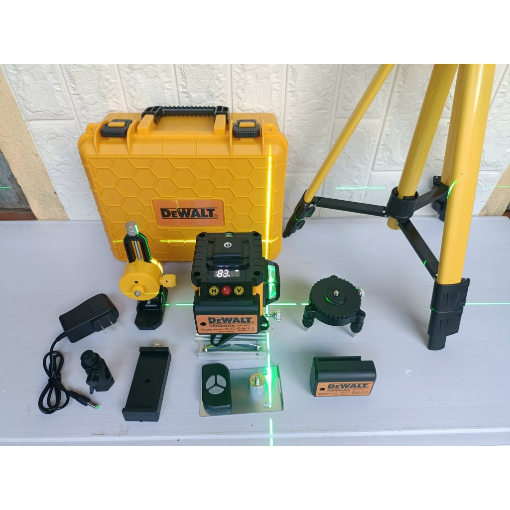 Máy cân bằng Dewat laser 12 tia – mẫu mới nhất 2023 có đèn báo bin.