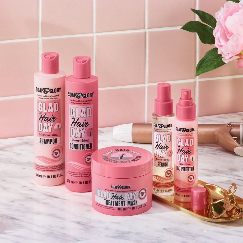 Mặt nạ tóc Soap and Glory 300ml Glad Hair Day Treatment phục hồi tóc xơ rối không chứa sillicon