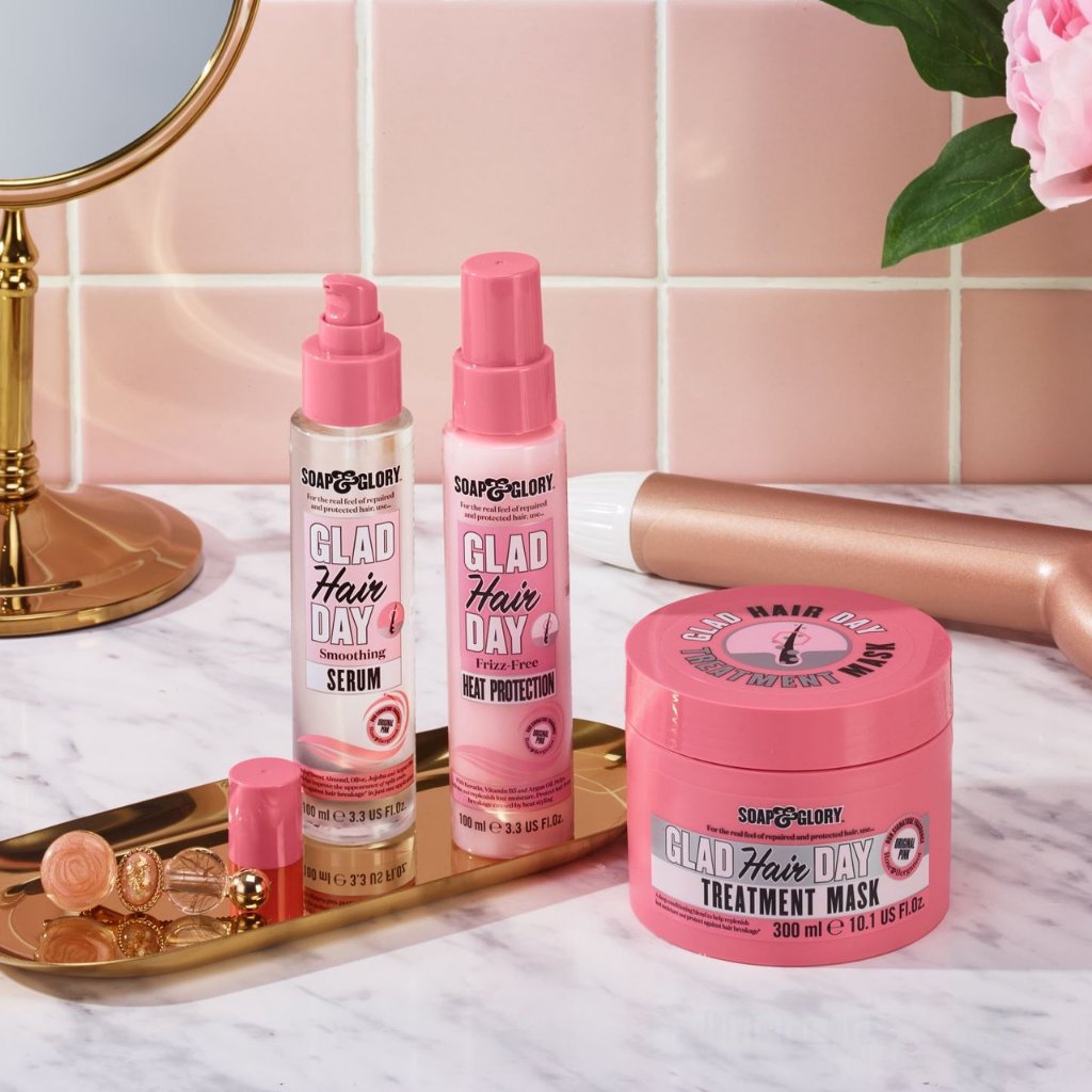 Mặt nạ tóc Soap and Glory 300ml Glad Hair Day Treatment phục hồi tóc xơ rối không chứa sillicon