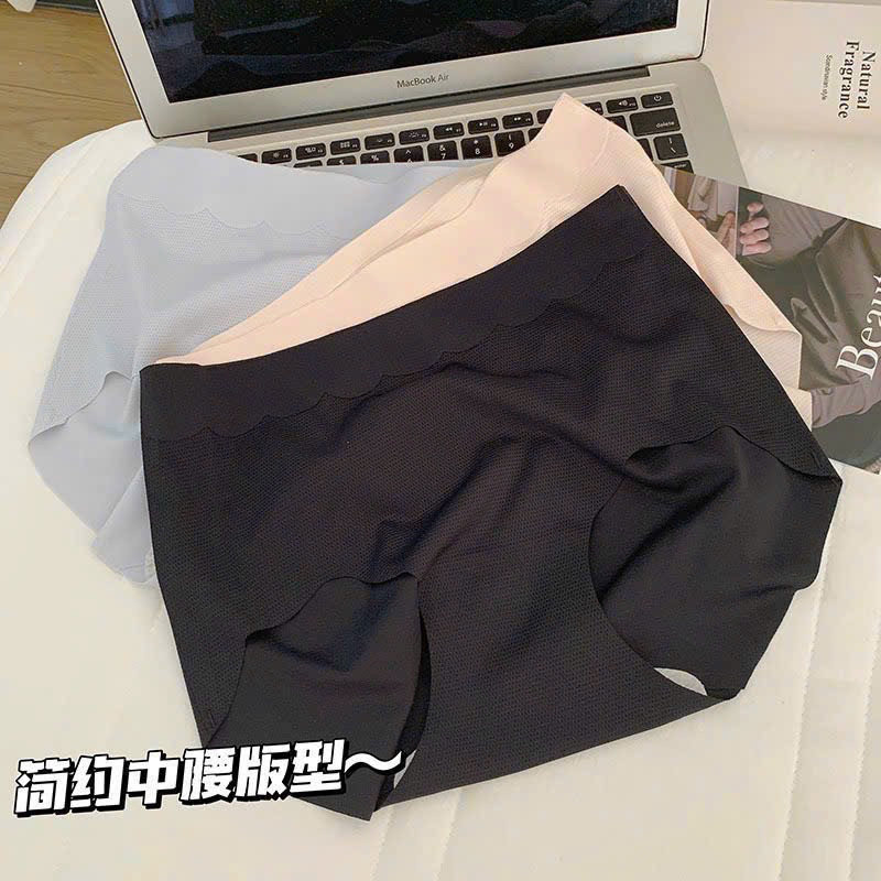 Quần lót su lạnh cạp cao ôm bụng , quần lót nữ tàng hình không đường may siêu mỏng nhẹ 58 -68 kg