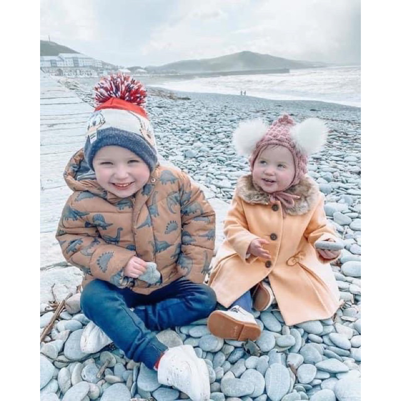 Áo phao khủng long nâu chính hãng cho bé trai 3-4 tuổi