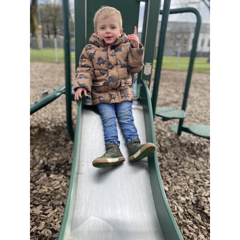 Áo phao khủng long nâu chính hãng cho bé trai 3-4 tuổi