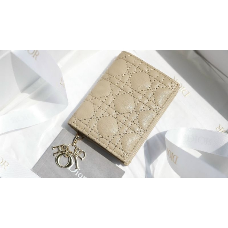 Ví nữ cao cấp D.I caro da bog non mini kèm móc charm nhỏ siêu xinh