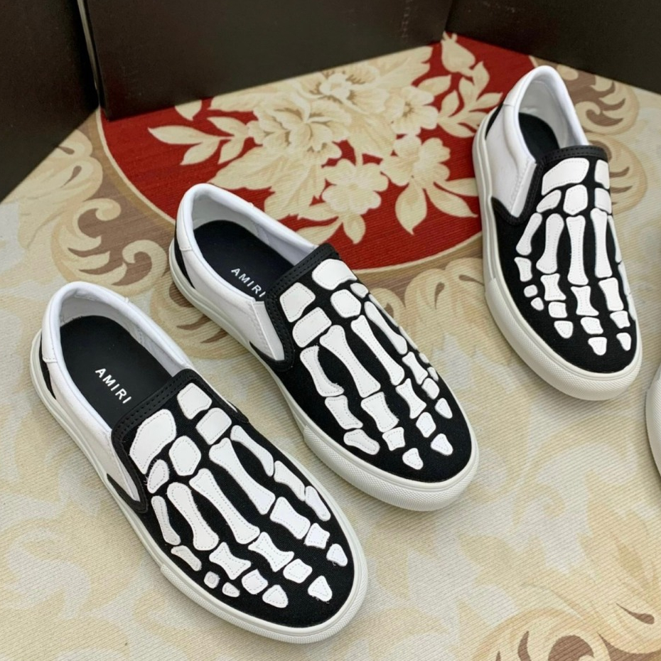 Giày slipon xương trắng hàng đẹp nét có độ hoàn thiện cao