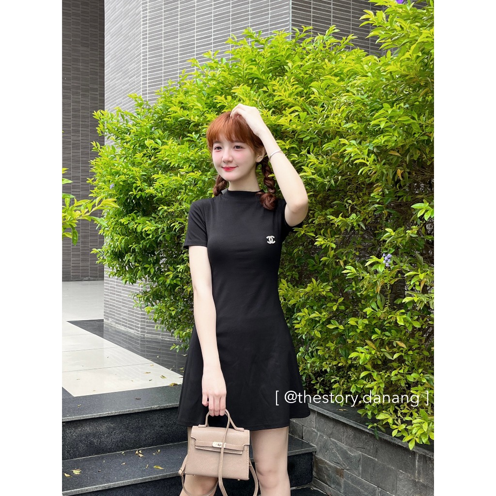 Đầm bady đen có logo  D1141