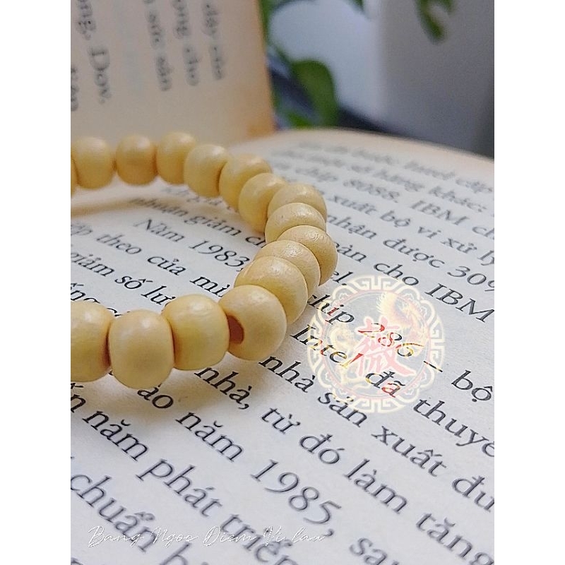 Chuỗi vòng tay dâu tằm cho bé