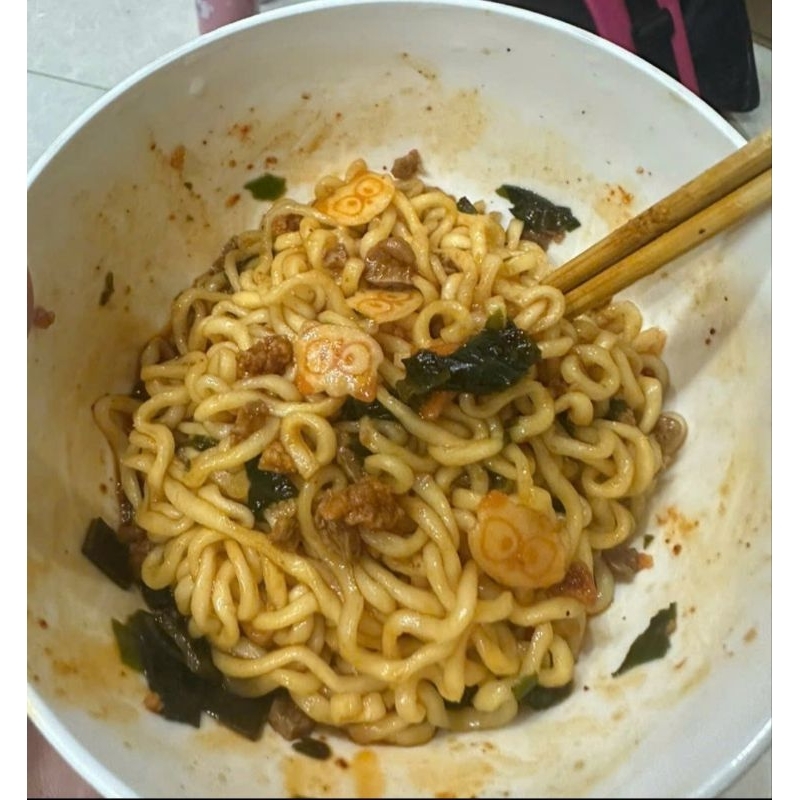 Mì trộn hải sản Hàn quốc Neoguri 137gr