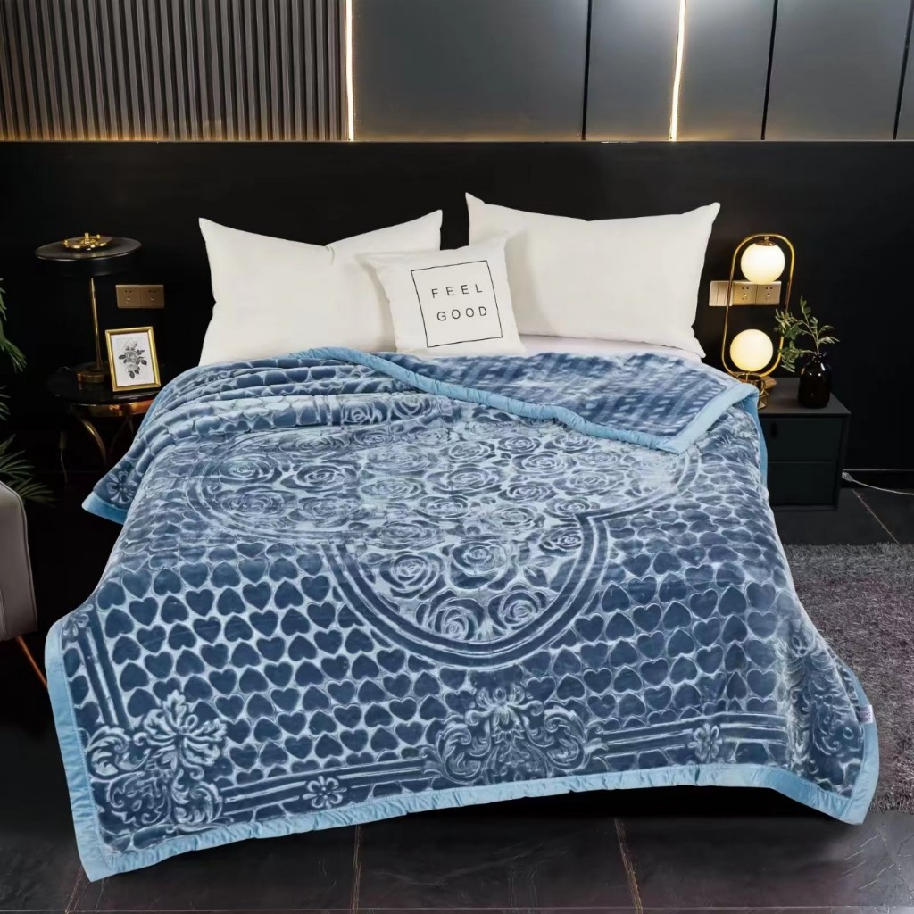 Chăn mền siêu tuyết hình tim 2 lớp nặng 4kg hàng chính hãng Phòng Ngủ Xanh kích thước 200x230cm đắp cực thích