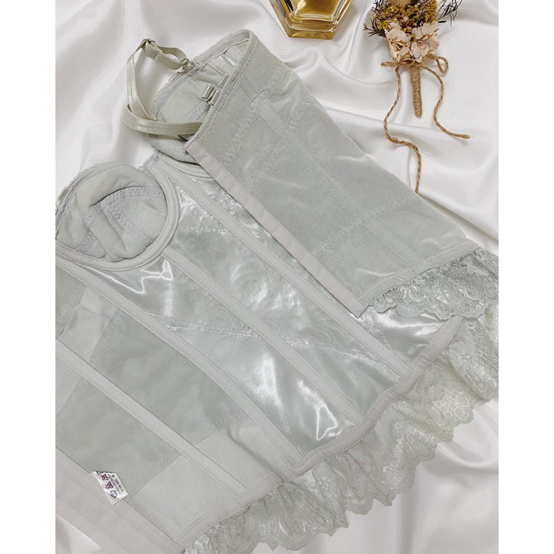 Áo corset mint nhạt 2hand