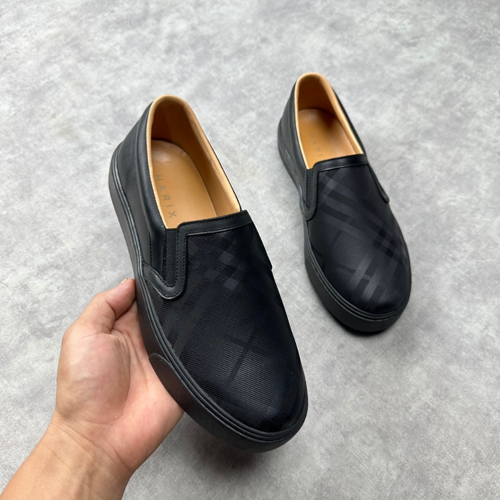 Giày Slip-on Cao Cấp Nam  BBR /Giày Nam Thời Trang Màu Đen Da Bò Kết Hợp Vải In Logo BBR Đế Cao Su