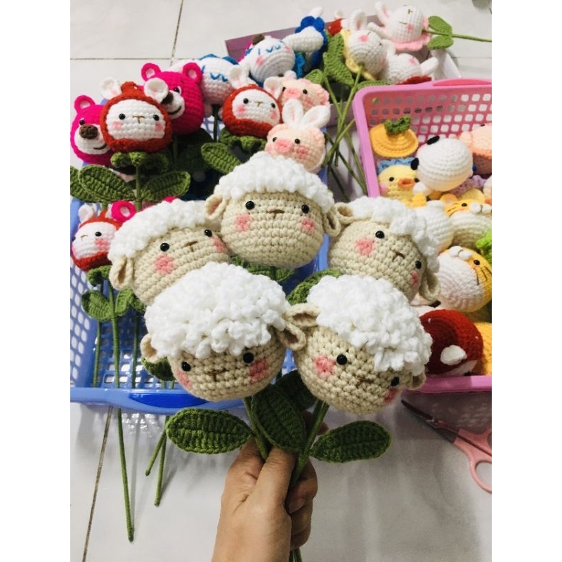 Hoa cừu bằng len handmade