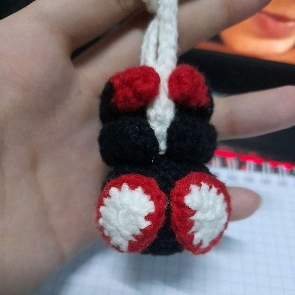 Móc khóa spider man - người nhện đu dây - handmade