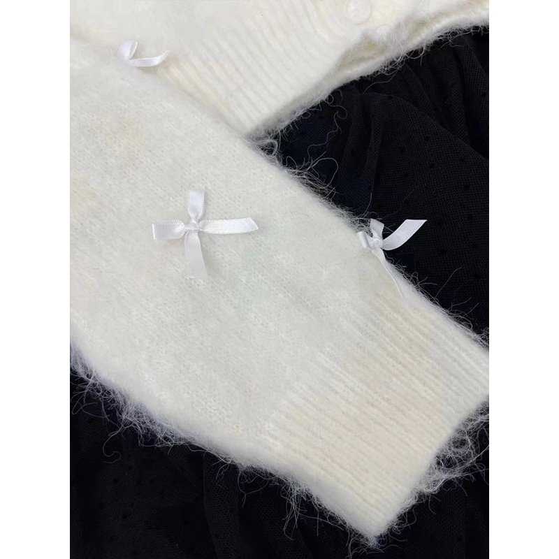 Áo cardigan len lông đính nơ