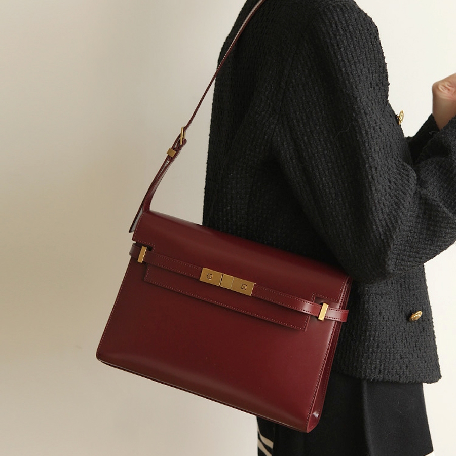 Túi vuông manhattan khoá đồng - AMANDA