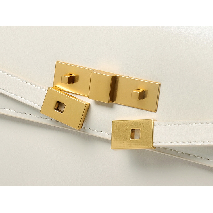 Túi vuông manhattan khoá đồng - AMANDA