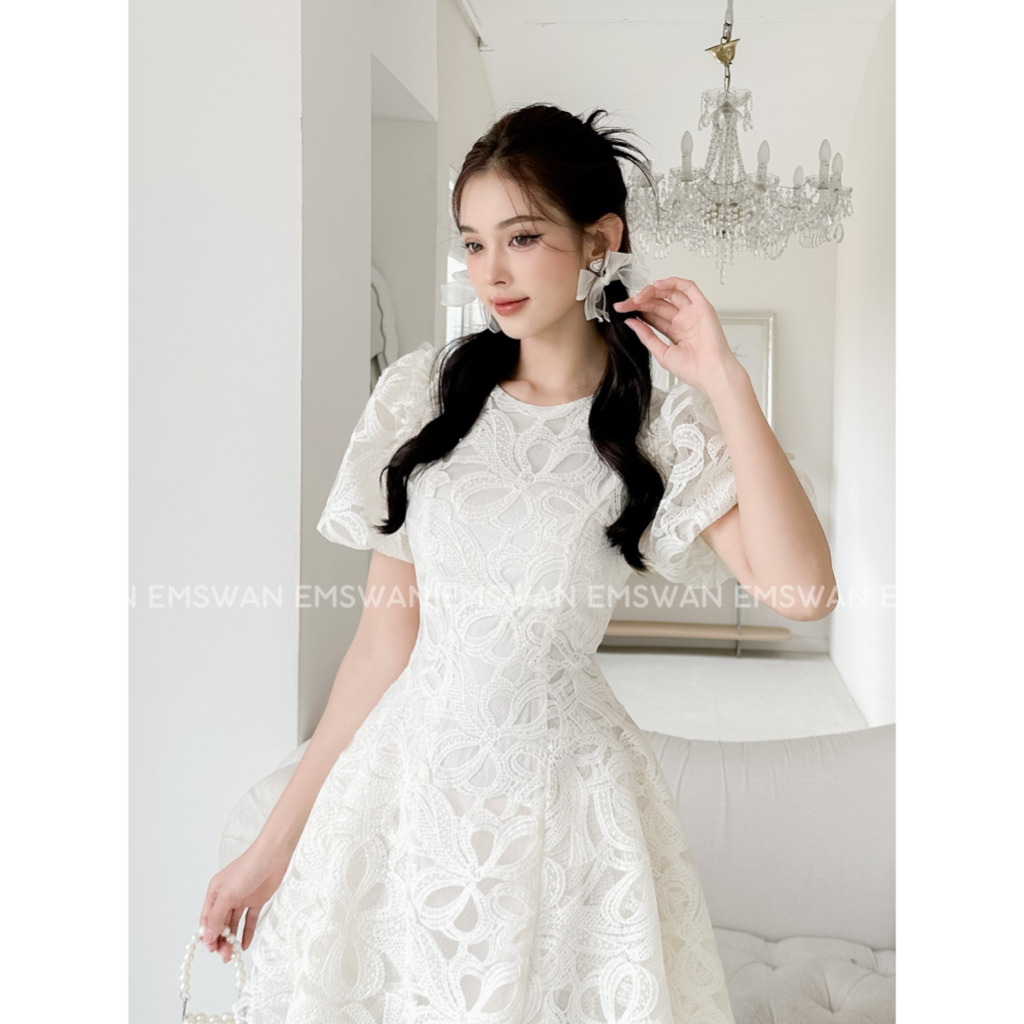 Váy liền ren kem bồng bềnh tiểu thư - 𝘼𝙪𝙧𝙤𝙧𝙖 𝙙𝙧𝙚𝙨𝙨 - EmSwan