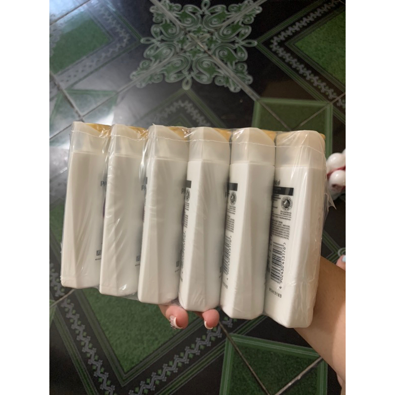 Dầu gội mini Thái lan  dành cho du lịch, công tác