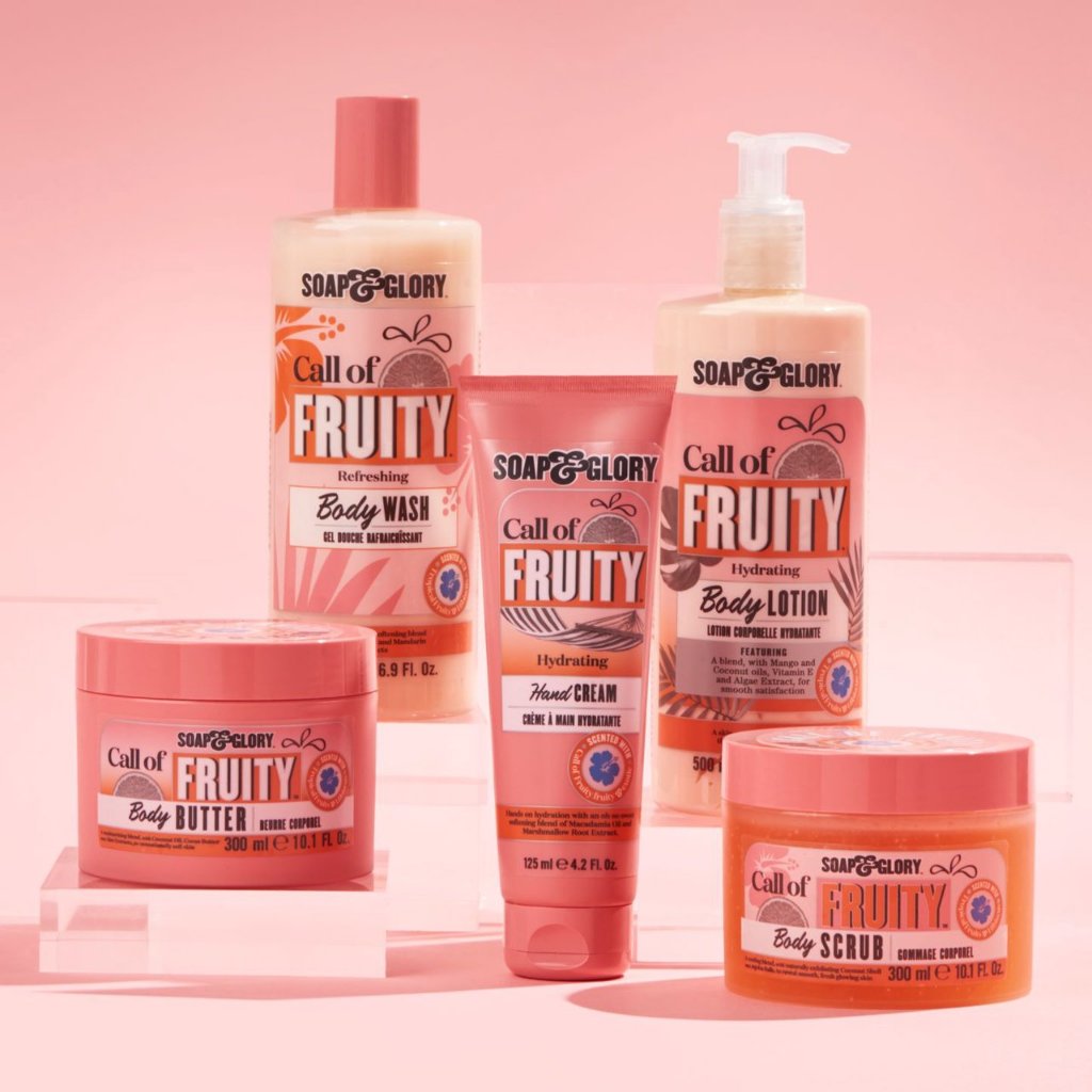Tẩy da chết body Soap and Glory 300ml CALL OF FRUITY Body Scrub giúp dưỡng trắng da toàn thân, giảm mụn mờ thâm