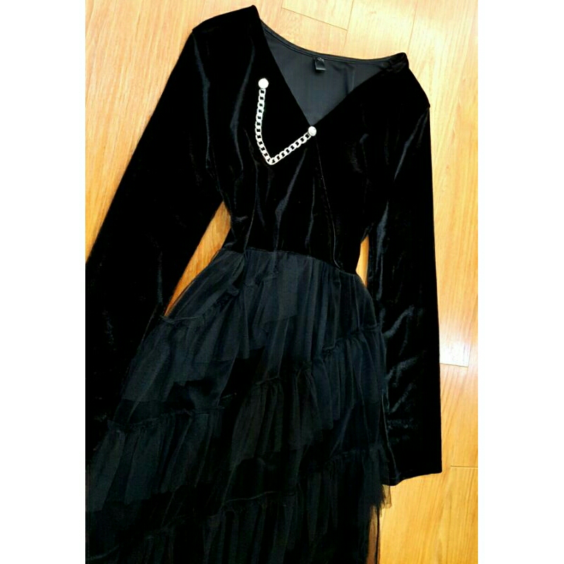 Đầm nhung ren xòe sz M