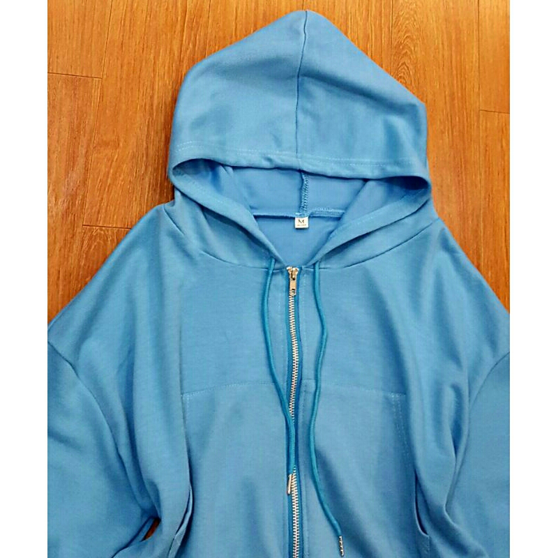Áo nỉ mũ xanh dương sz M