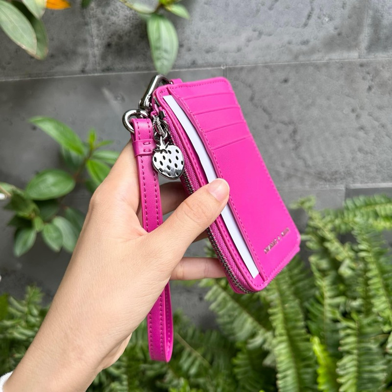 Ví đựng  thẻ gấu dâu Lotso phiên bảng đặc biệt CNKei